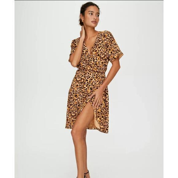 Aritiza Babaton WALLACE Wrap Dress SIENNA/BLACK 75560 Size Medium Cheetah Leopar - Picture 2 of 16